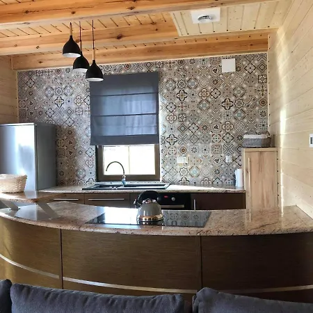 12 山林小屋