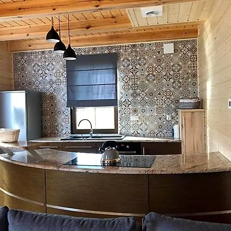 12 山林小屋